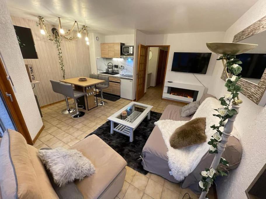 Doubs Belvedere Apartment